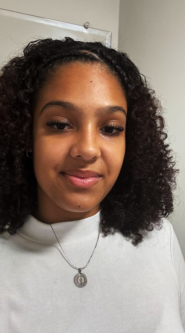 Foto da Sara na Recepção